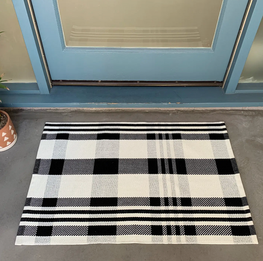 Modern Buffalo Plaid Accent Rug