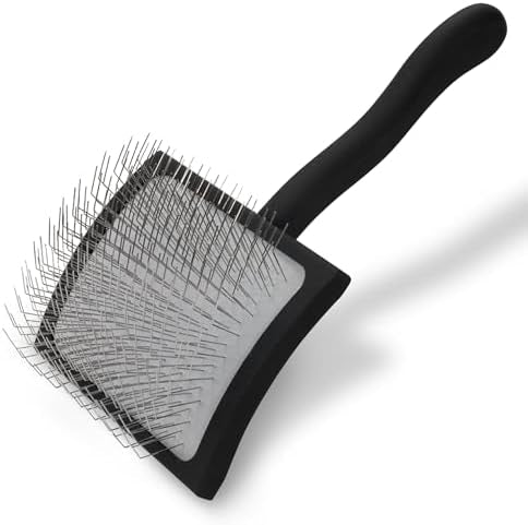 Large Black Slicker Brush