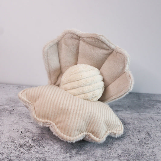 Oyster Pop Enrichment Dog Toy